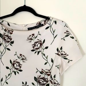 Zara Basic Rose Patterned Dress